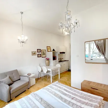 Apartments Katrca Ljubljana Extérieur photo